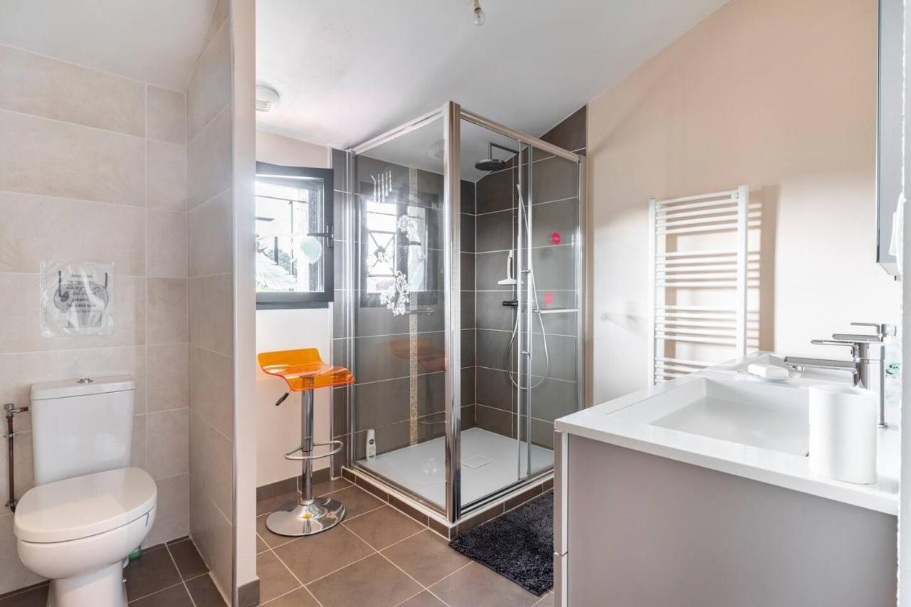 Grande chambre privée avec salle de bain et WC Labarthe-sur-Leze Extérieur photo